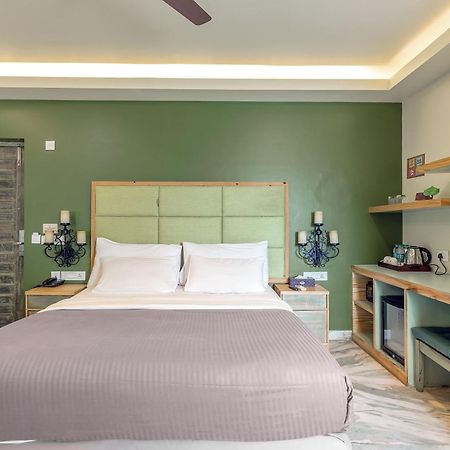 The Baga Beach Resort Екстериор снимка