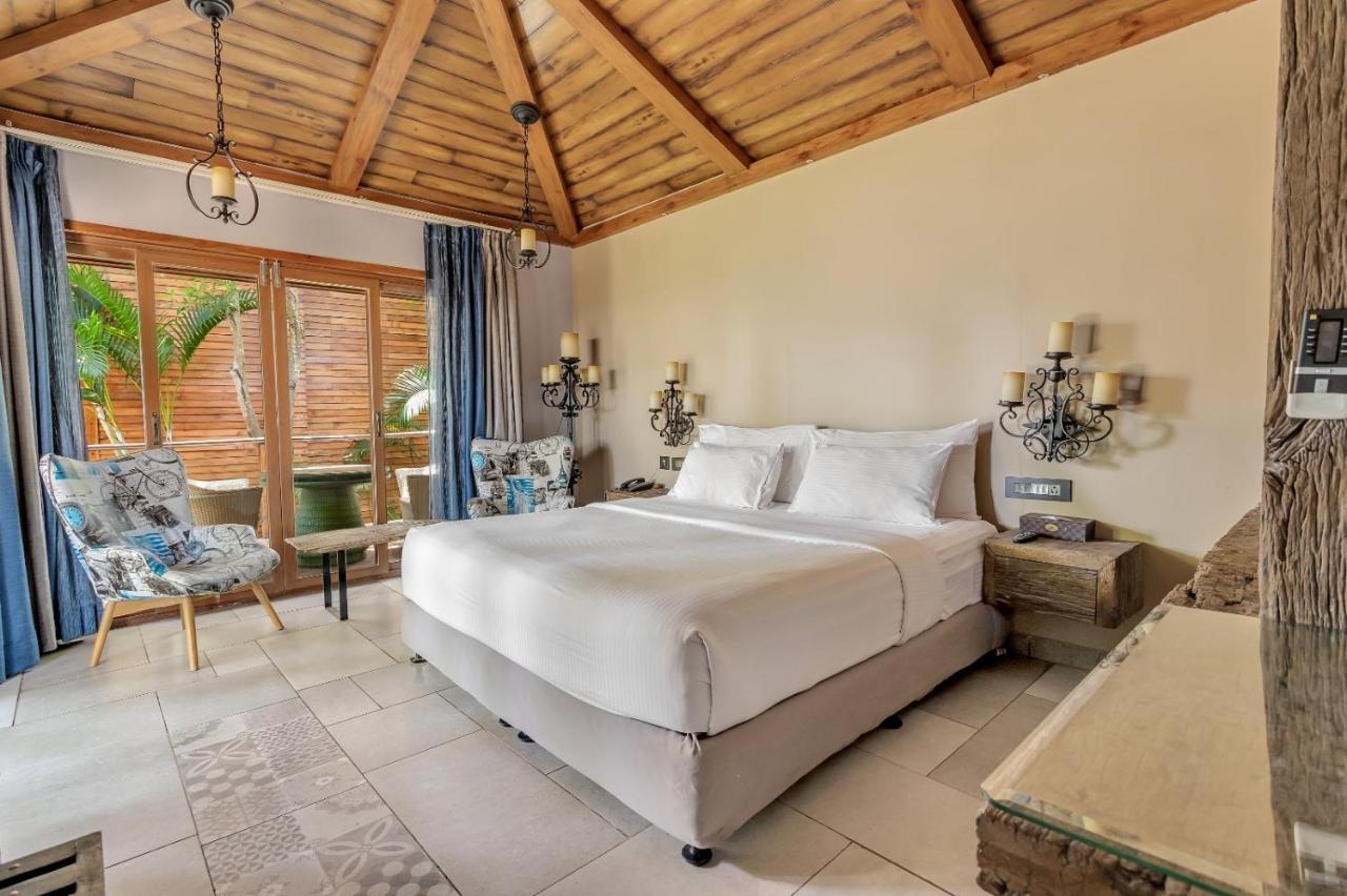 The Baga Beach Resort Екстериор снимка