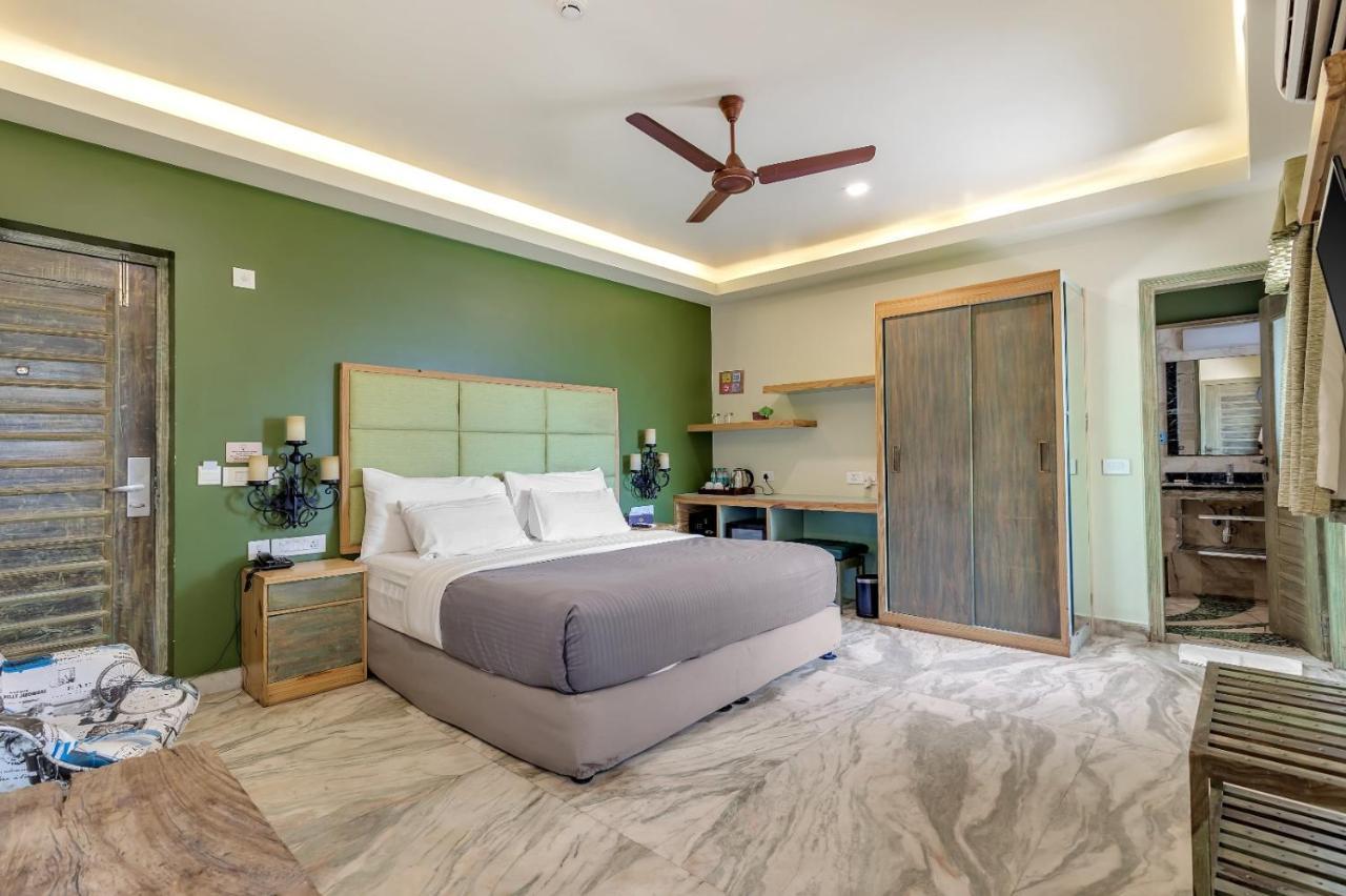 The Baga Beach Resort Екстериор снимка
