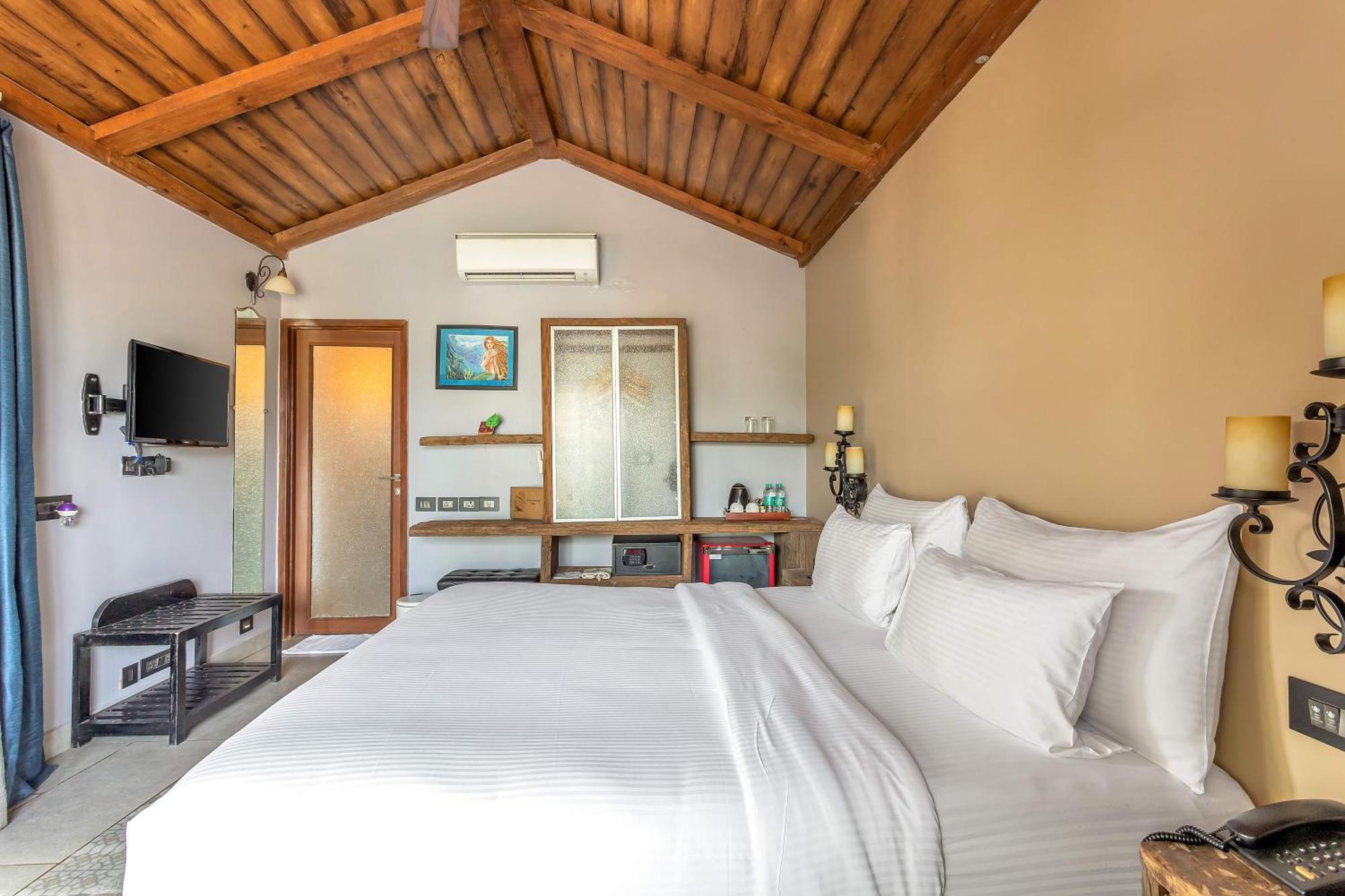 The Baga Beach Resort Екстериор снимка