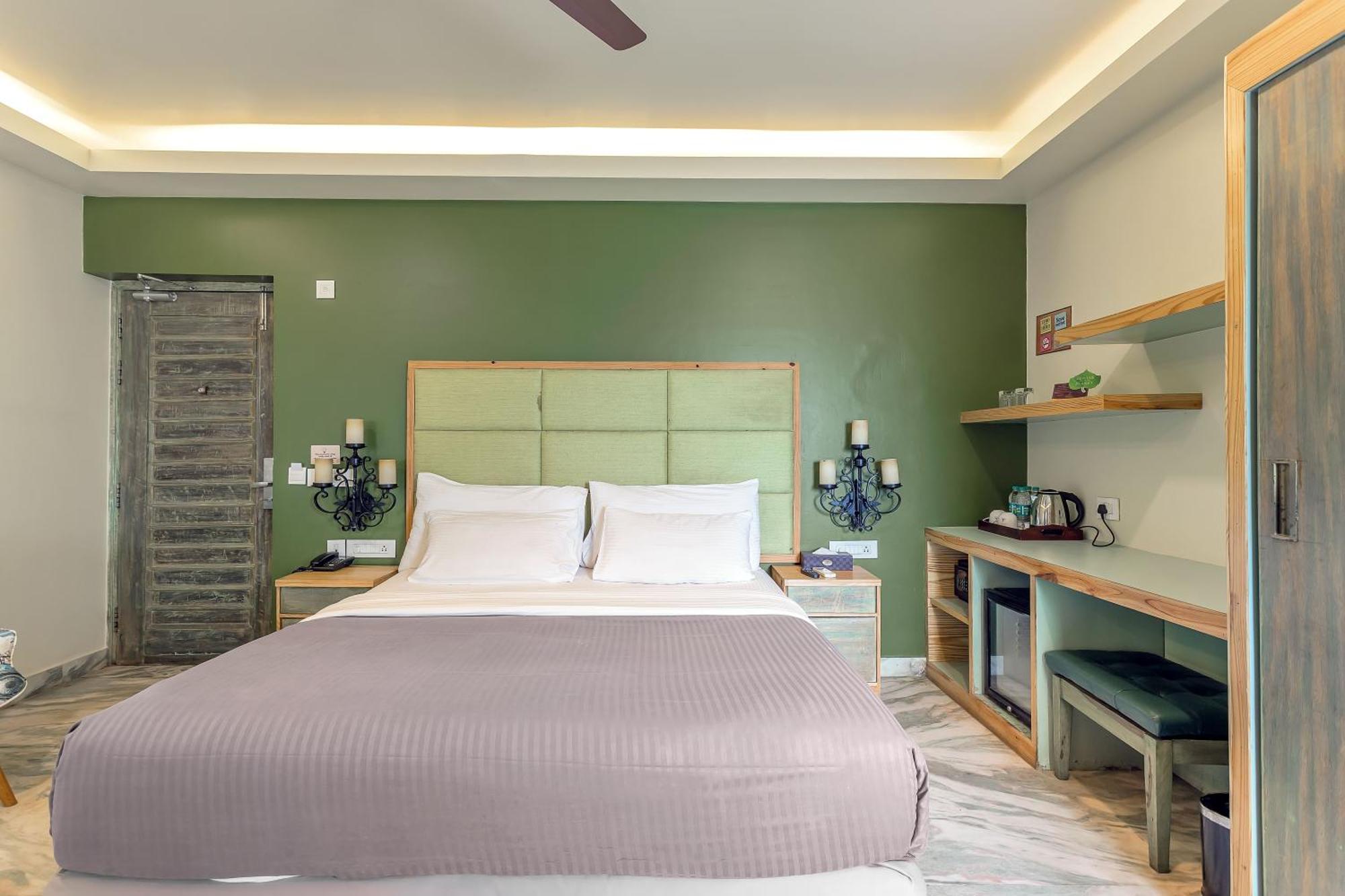 The Baga Beach Resort Екстериор снимка