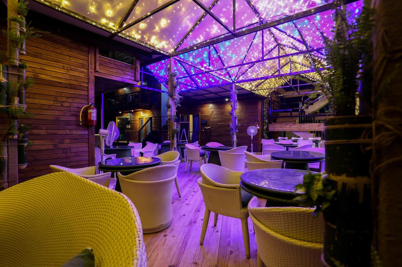 The Baga Beach Resort Екстериор снимка